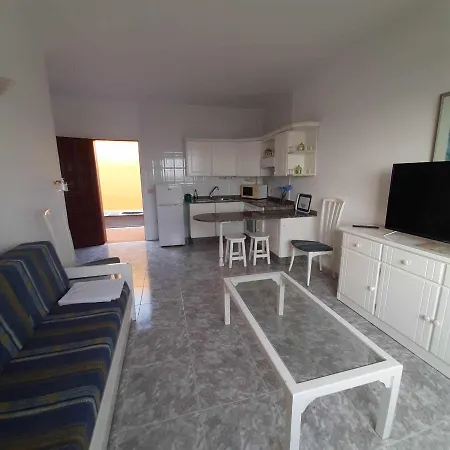 Appartement Vv 120 En Primera Linea De Mar